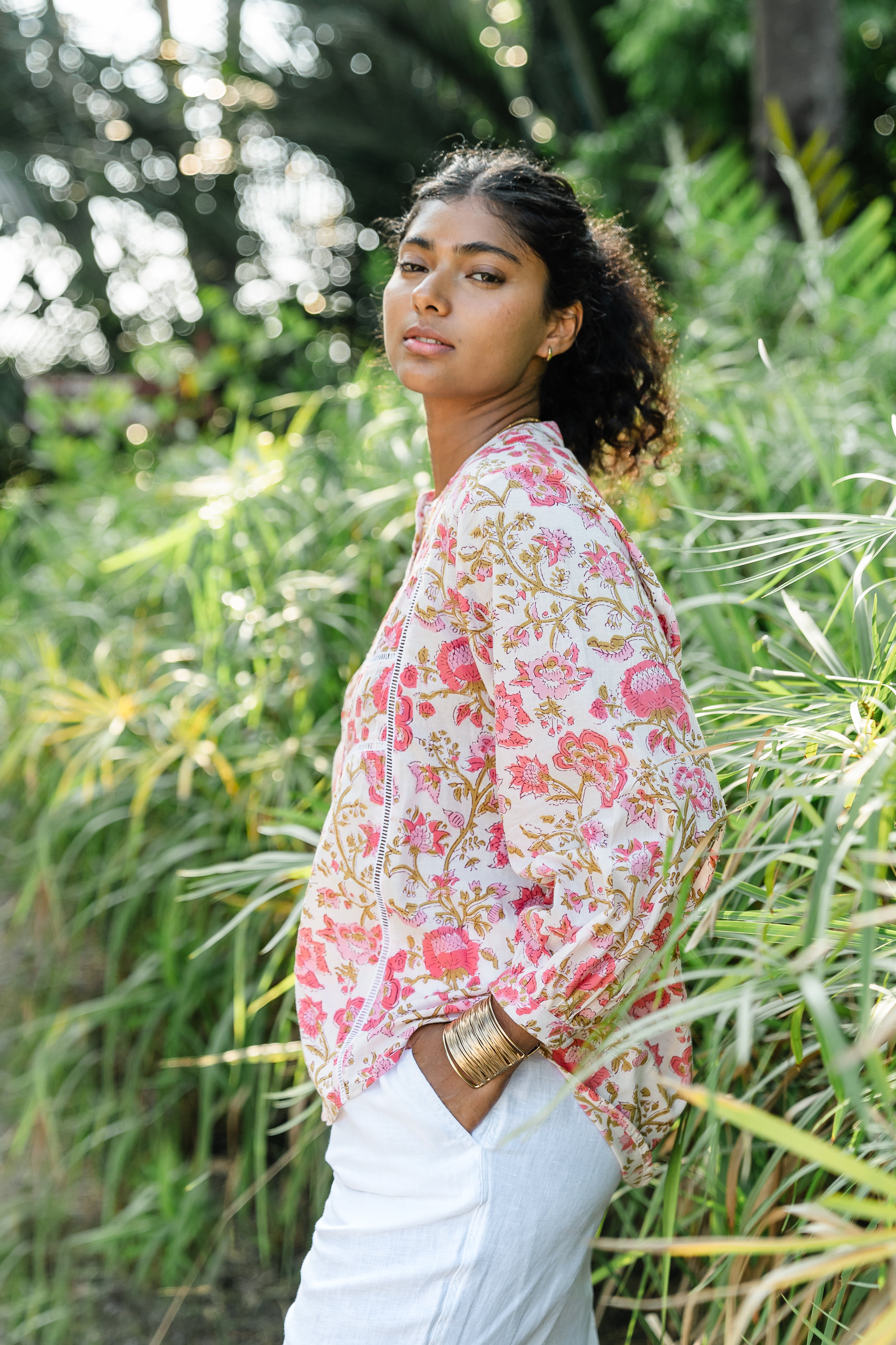 Gulabi Shirt